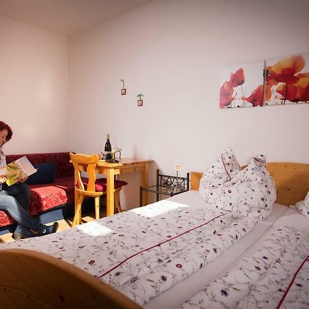 Weingut Familie Krell Hotel Mitterretzbach Eksteriør billede