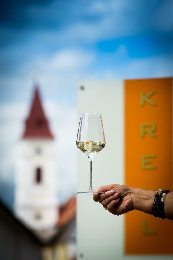 Weingut Familie Krell Hotel Mitterretzbach Eksteriør billede